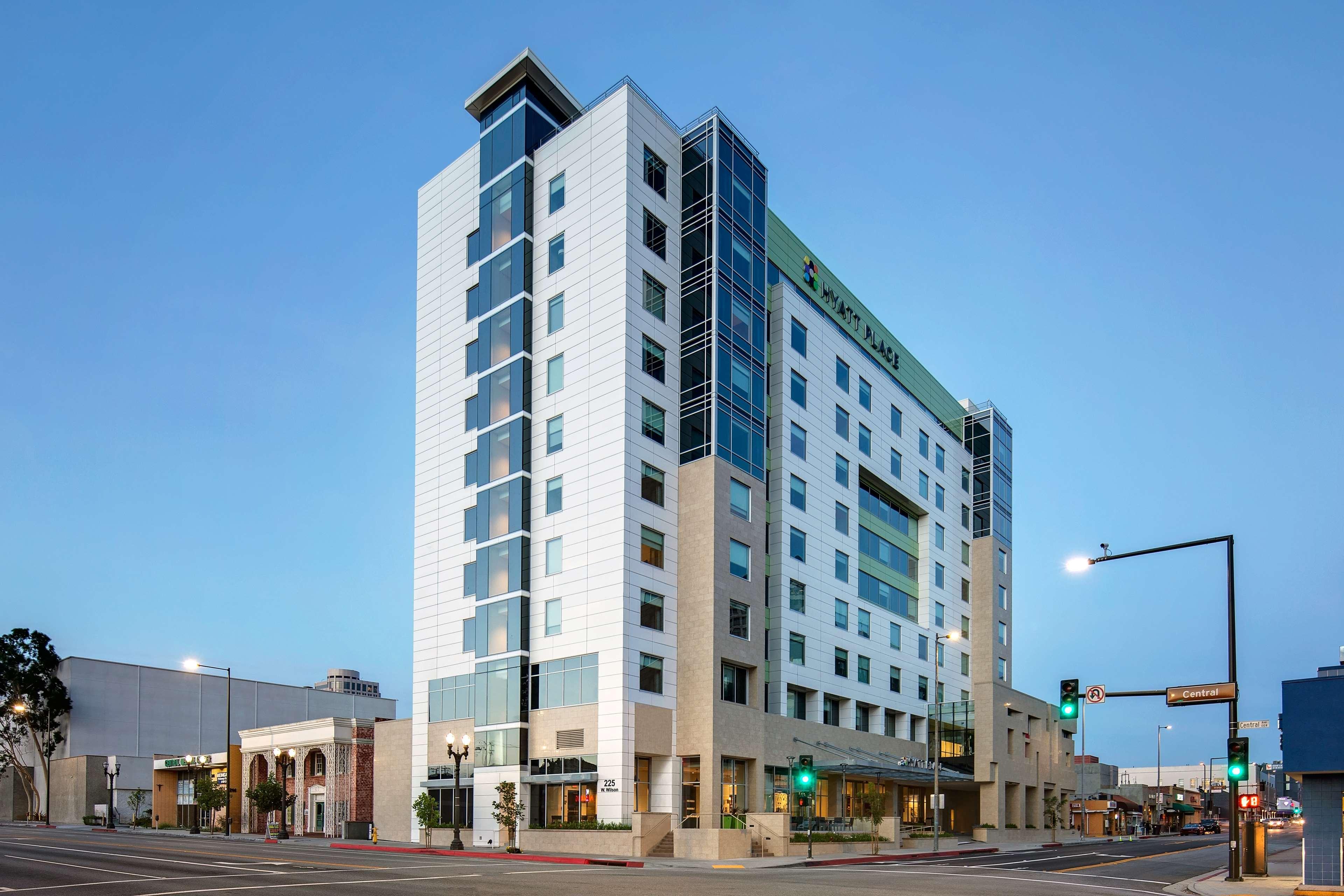 Hyatt Place Glendale/Los Angeles Hotel Exterior photo