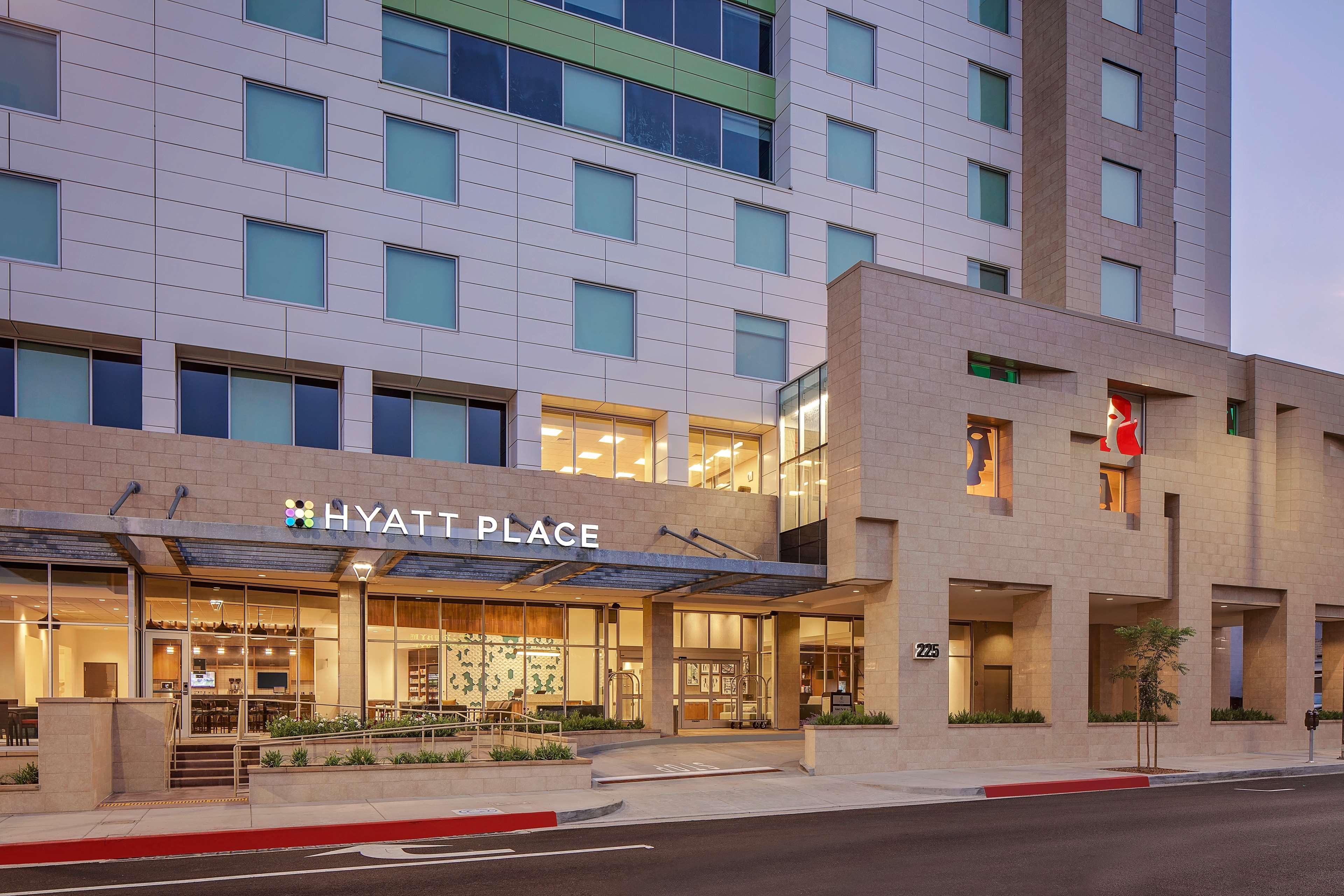 Hyatt Place Glendale/Los Angeles Hotel Exterior photo